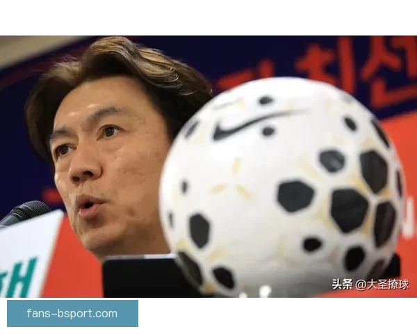 洪明甫执掌韩国队后备力量全面提升备战策略